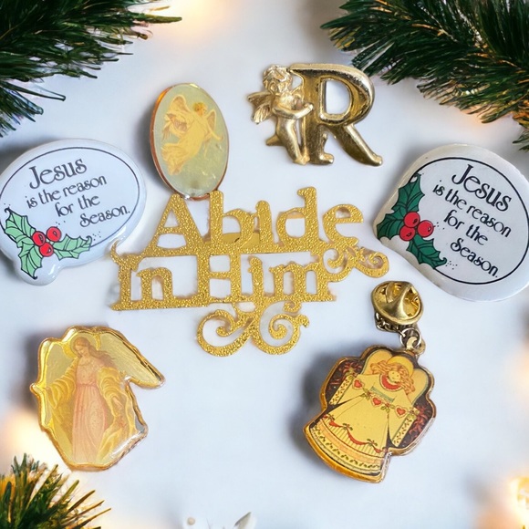 EUC 7 pcs-Unique Holy Brooches & pins. - Picture 1 of 5